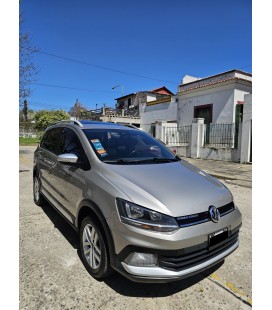VOLKSWAGEN SURAN CROSS